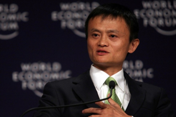 Jack Ma meets young African entrepreneurs today in Lomé!